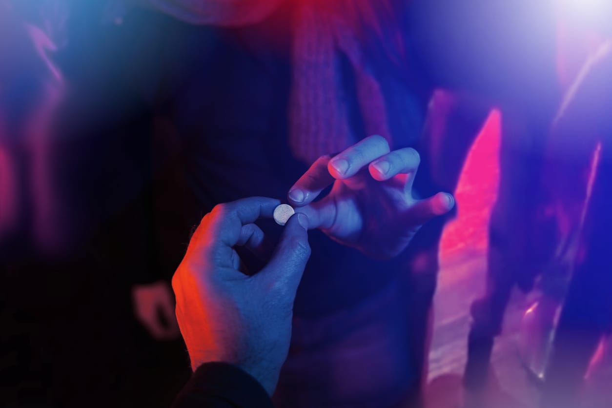 Kun je na 1 keer gebruiken verslaafd raken aan drugs?